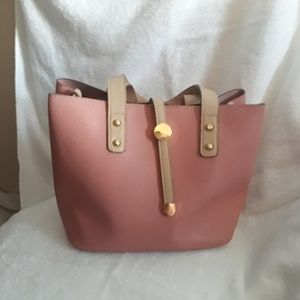 Multistyle pink purse